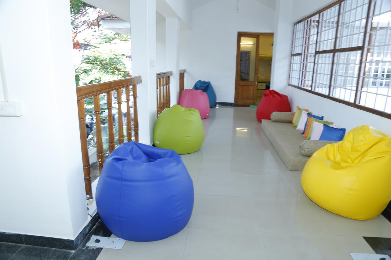 Hostel By The Sea Kochi Exterior foto